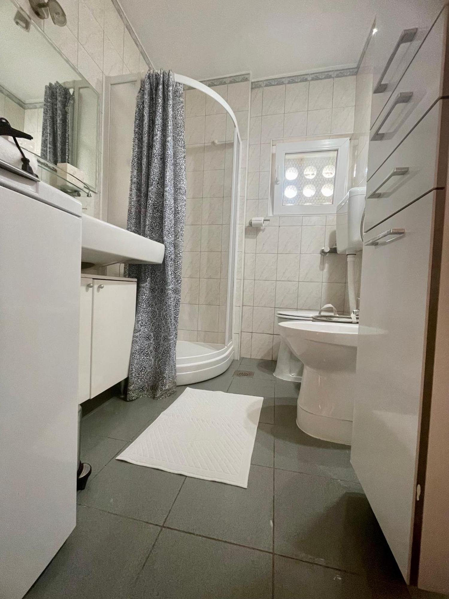 Dinka Old Town Apartment With Sea View Trogir Bagian luar foto